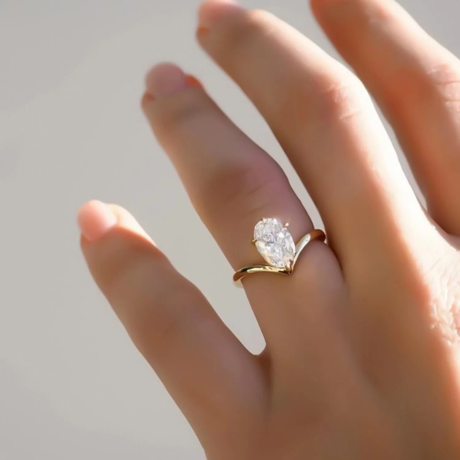 2.00 ct DEW Oval White Moissanite Solitaire Ring – Elegant Jewelry for Her Birthday 18K 18K Gold Plated - view 3