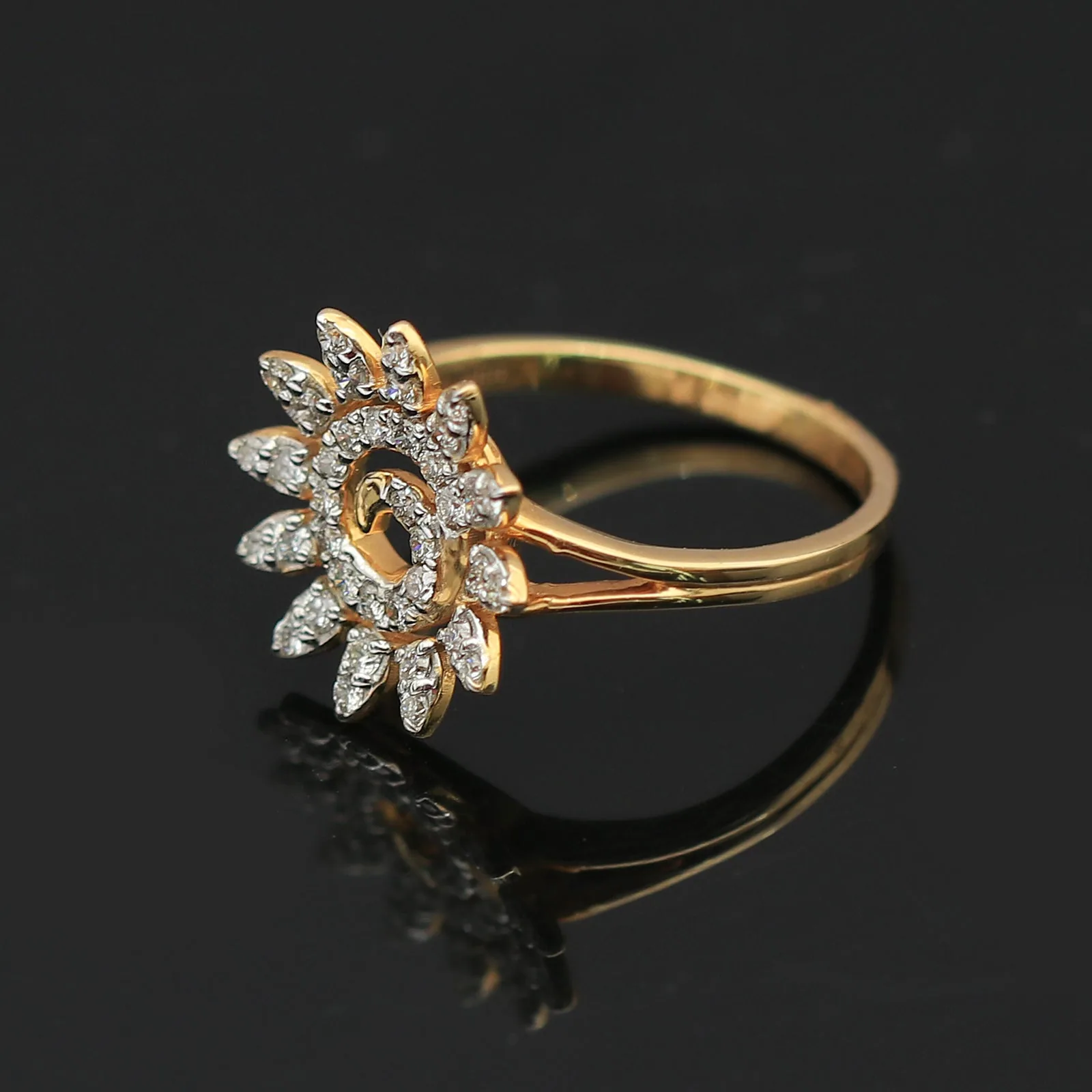 0.39 Ct. IGI Certified Natural Diamond 18k Yellow Gold Flower Design Ring - view 5