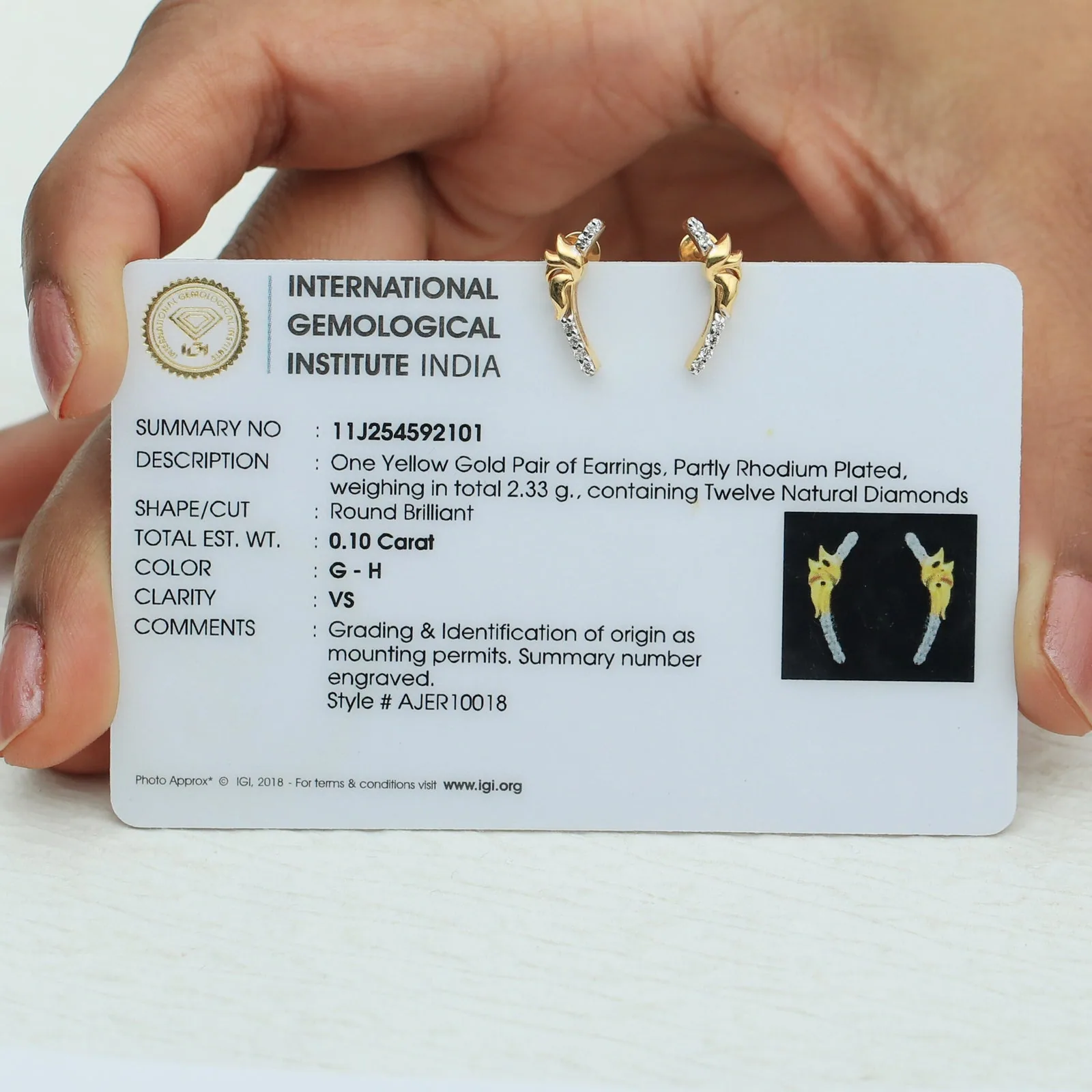 IGI Certified Stud Earrings in 18K Yellow Gold Vermeil with Natural Diamond 0.10 Ct. - view 4