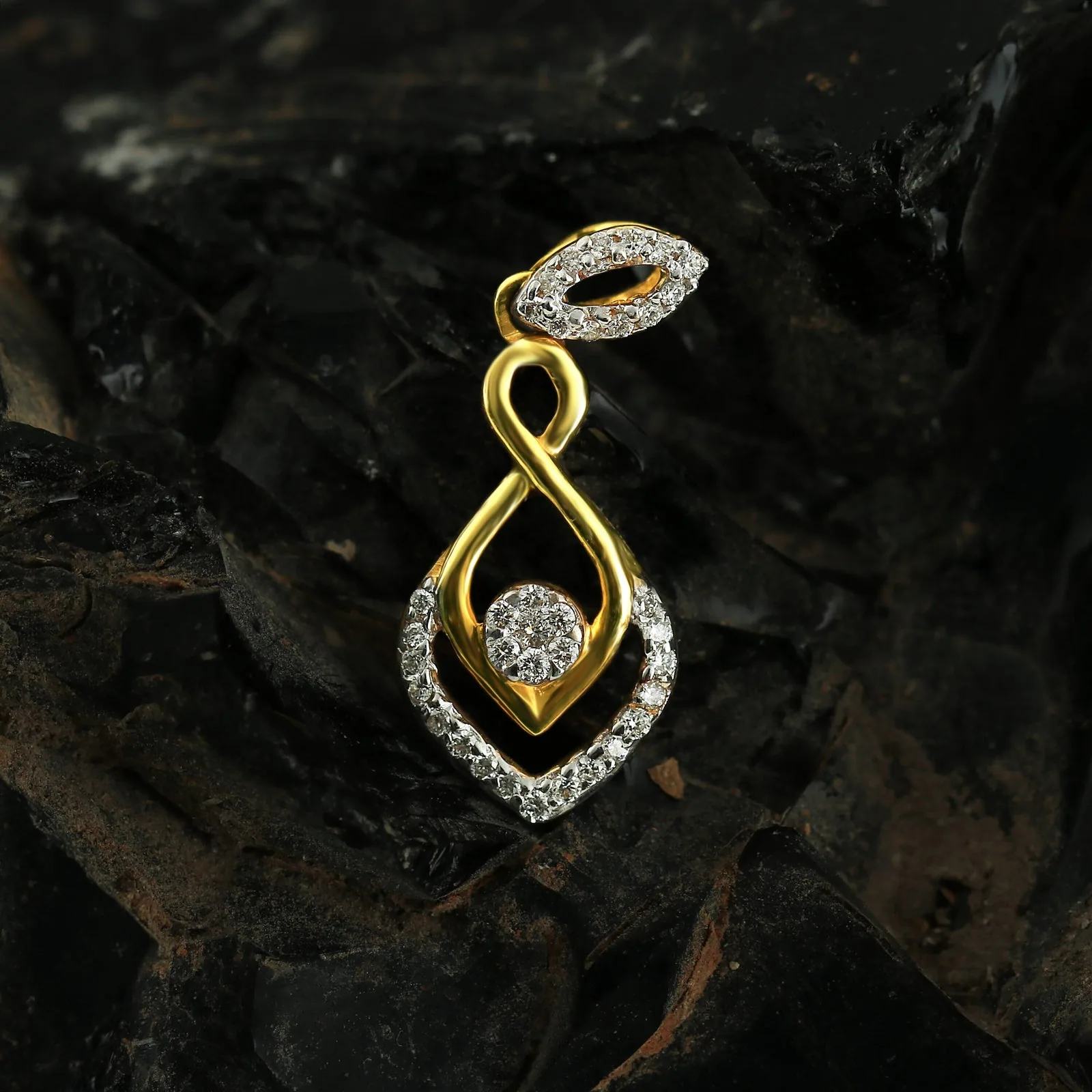 Special Occasion Pendant 0.21 Ct IGI Certified Natural Diamond in 18K Gold Vermeil - view 3