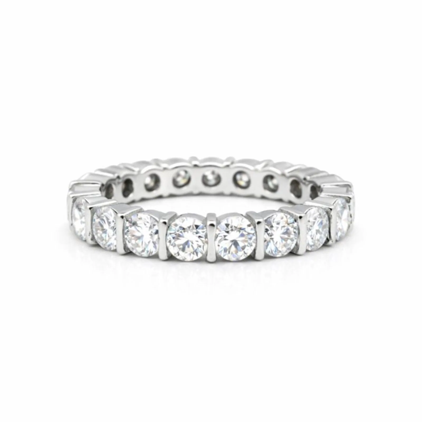2.00 Ct Round Cut Moissanite Band Ring — VS1 Clarity, 18k Gold Vermeil