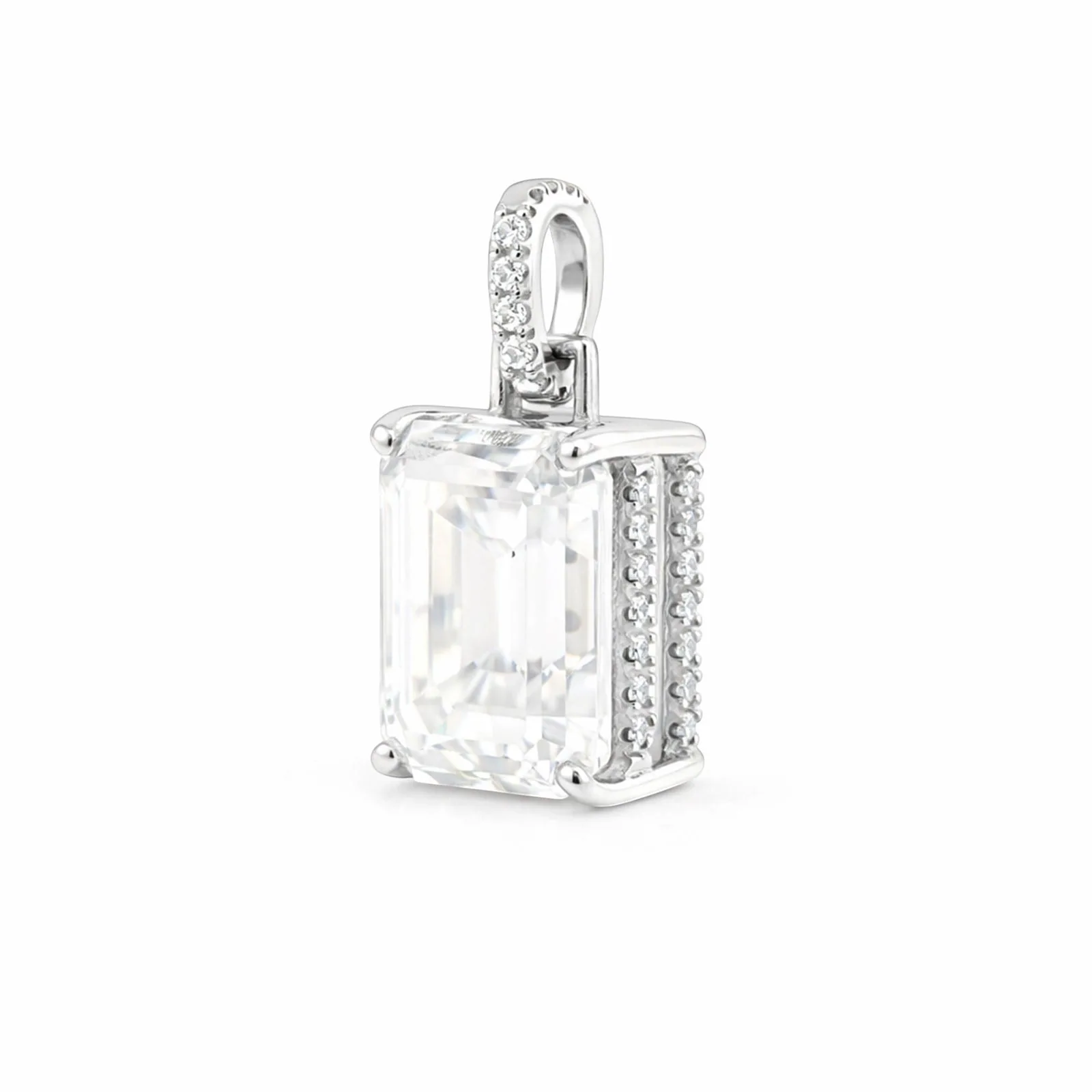 4.50 Ct Emerald Cut Moissanite Pendant — VS1 Clarity, 18k Gold Vermeil