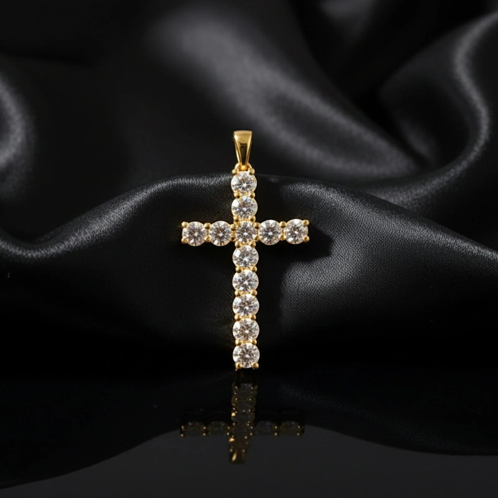 1.20 Ct Round Cut Blue Moissanite Pendant — VS1 Clarity, 18k Gold Vermeil - view 2