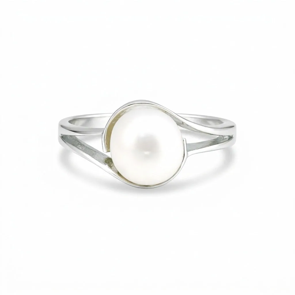 Designer White Pearl Ring Round Cut in 925 Sterling Silver for Engagement