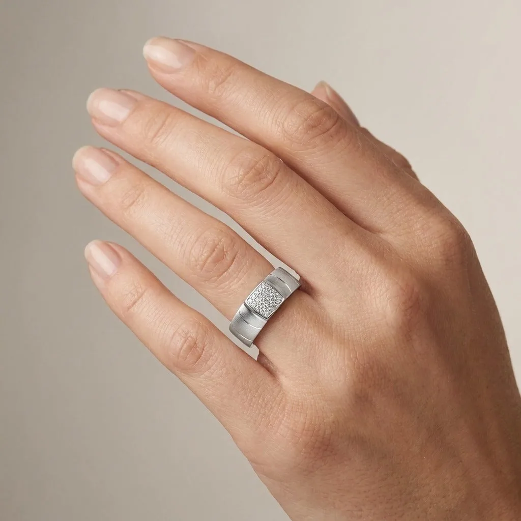 Subtle Men’s Diamond Finger Ring - view 2