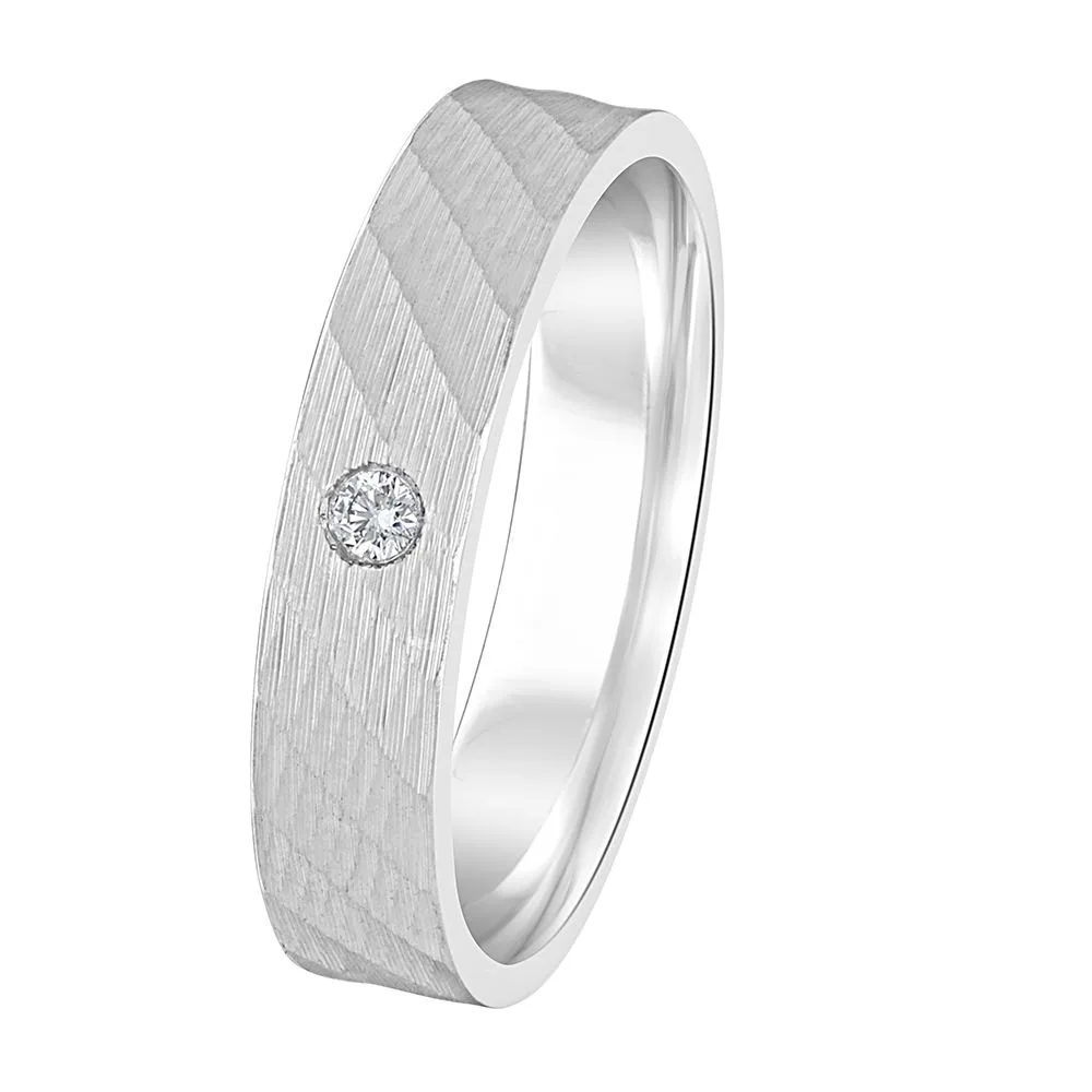 Subtle Men’s Band in Platinum