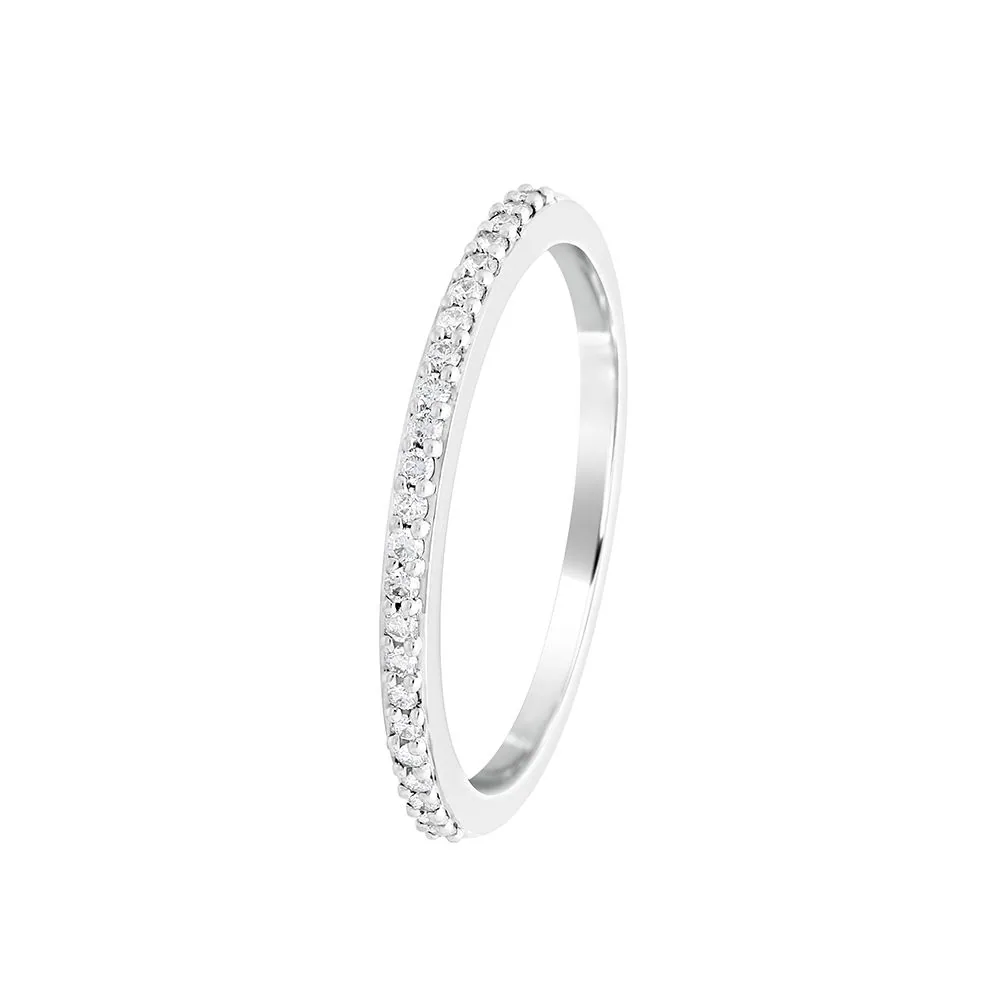 Dazzling Ring in Platinum