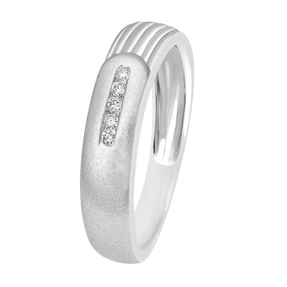 Gorgeous Diamond Platinum Finger Ring