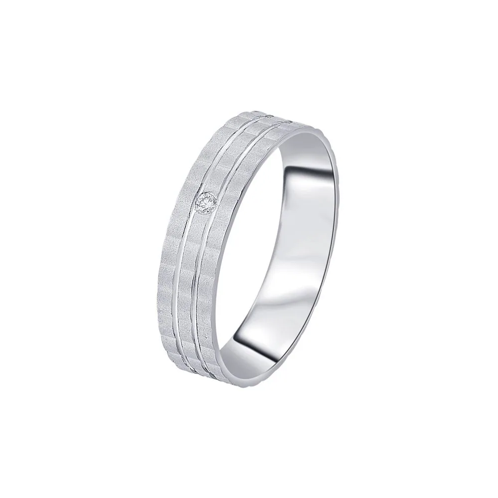 Glamorous Platinum and Diamond Finger Band for Men