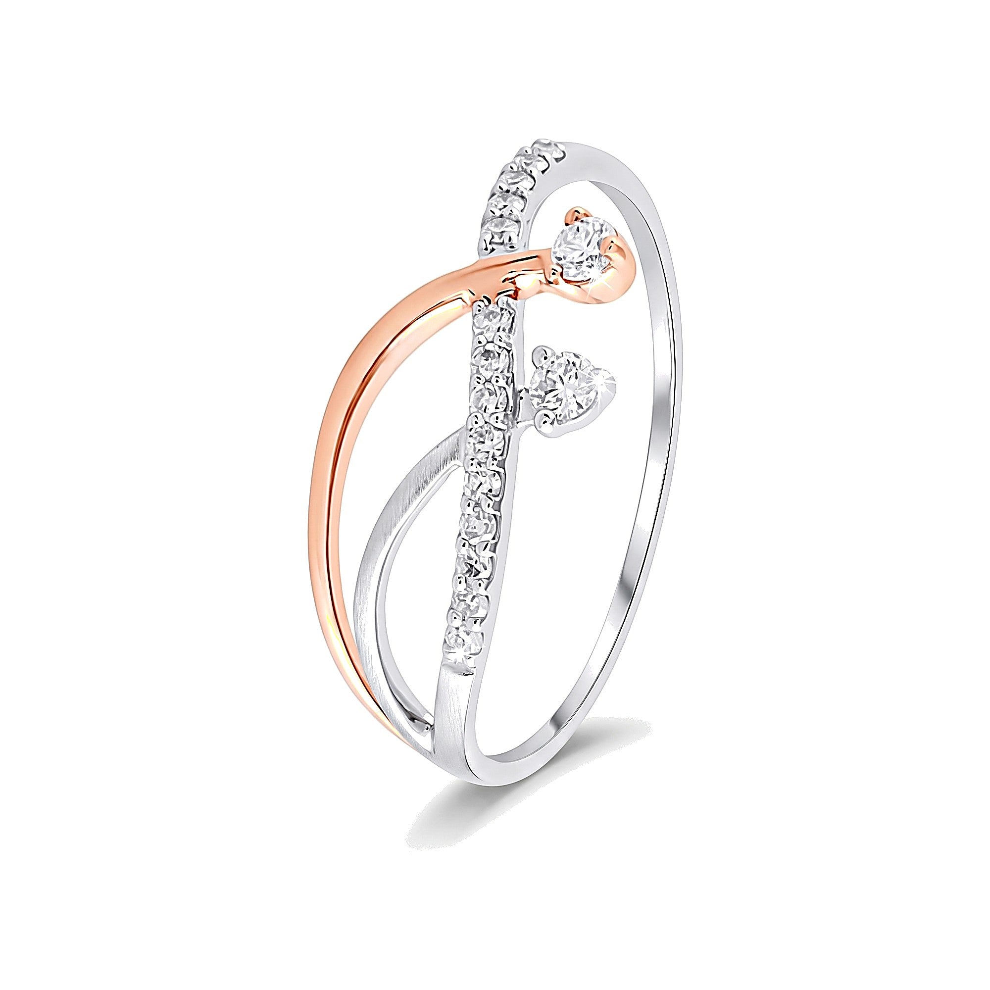 Chic Diamond and Platinum Finger Ring