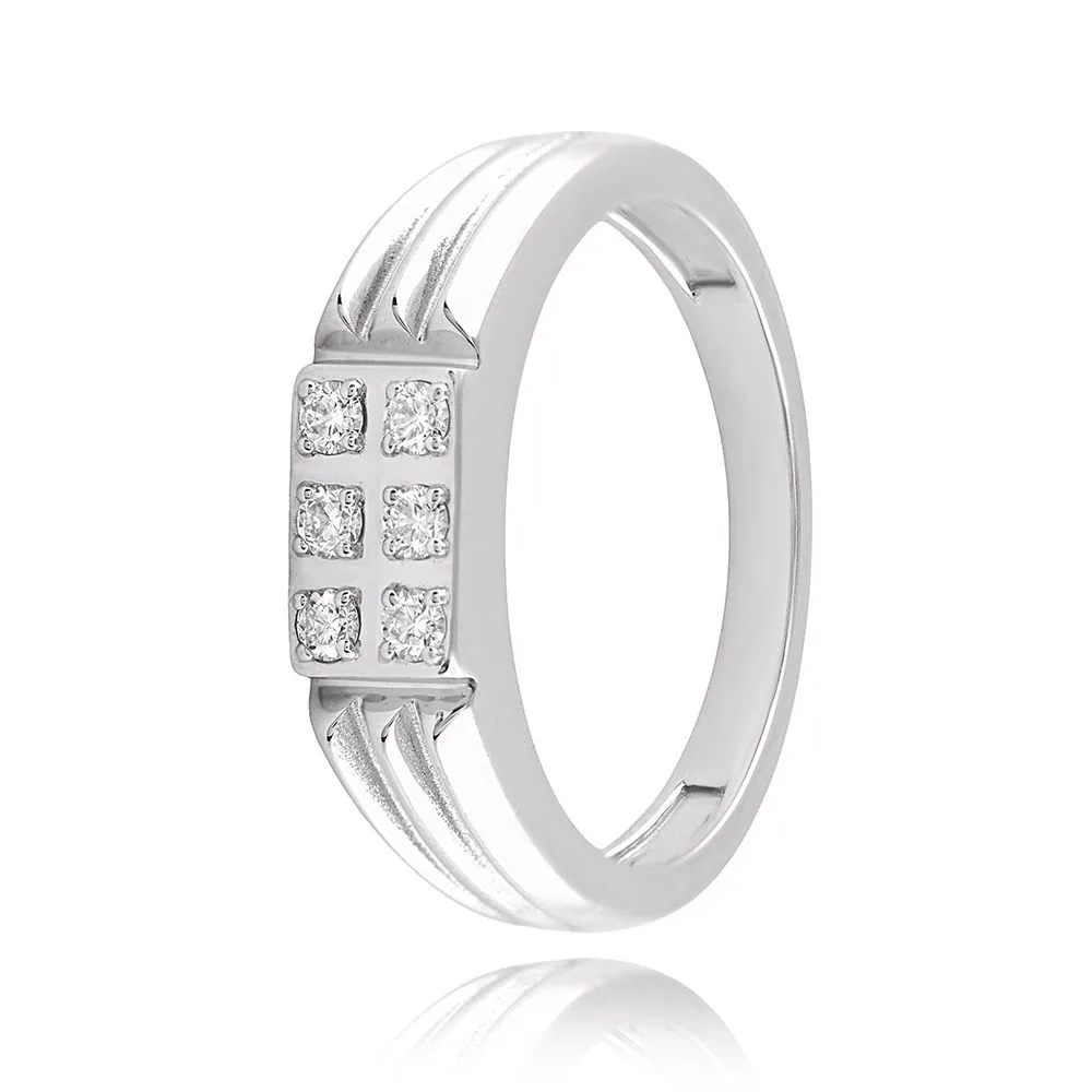 Beautiful Platinum Diamond Ring