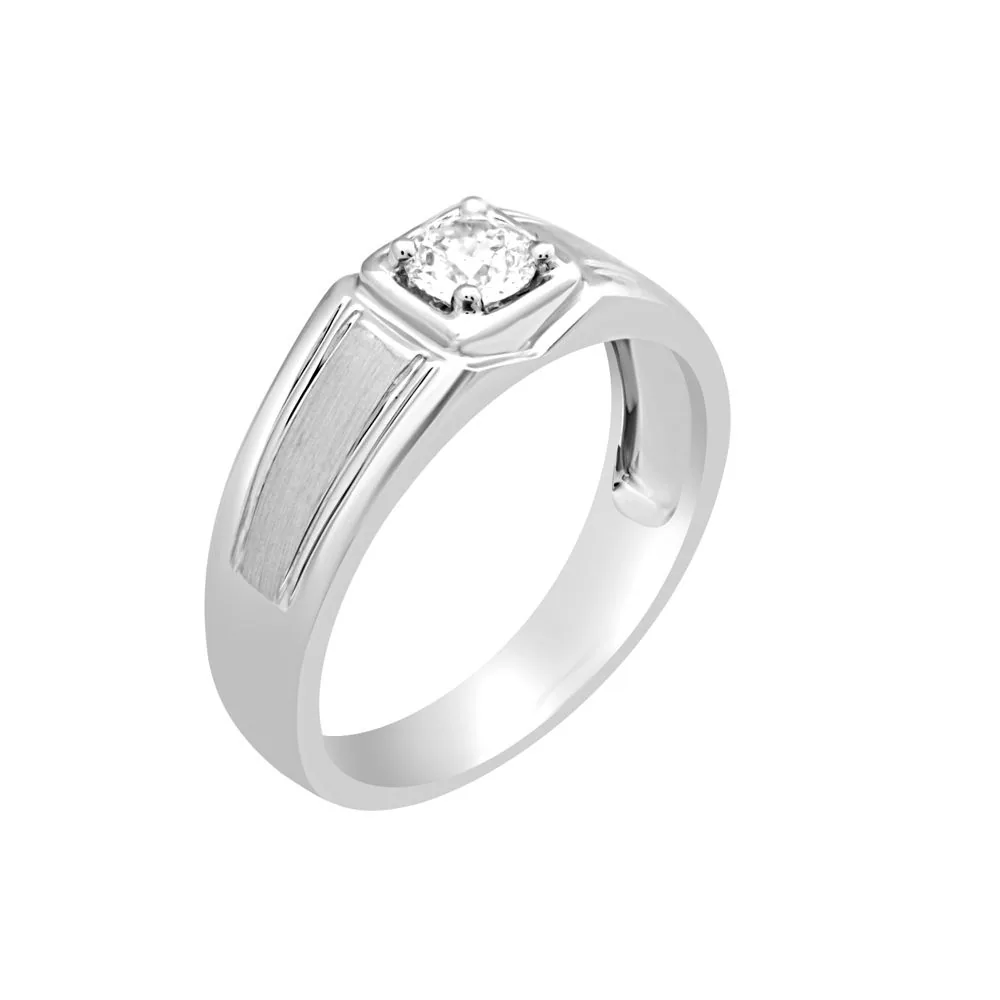 Stylish Platinum Solitaire Men’s Ring